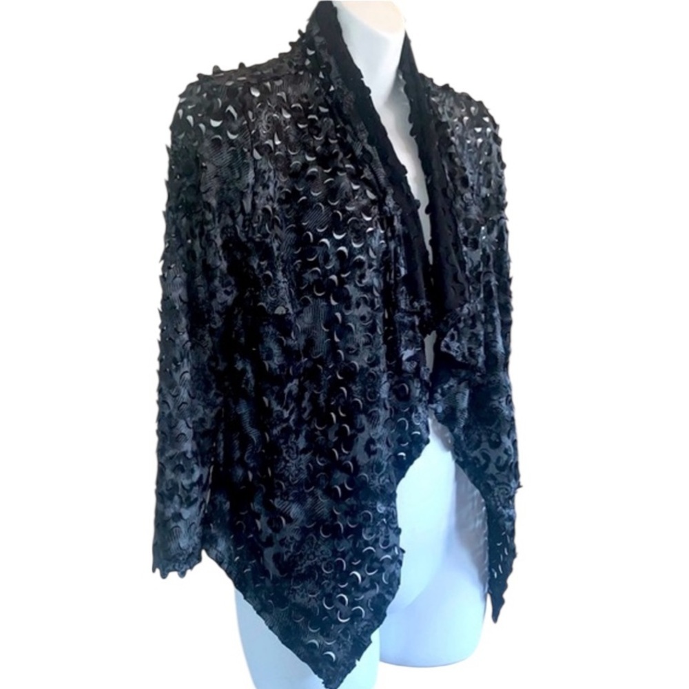 Alberto Makali jacket, women's 6, open front, black/grey laser cut fabric. EUC
